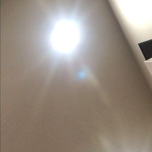 Meet your Posher, Larissa